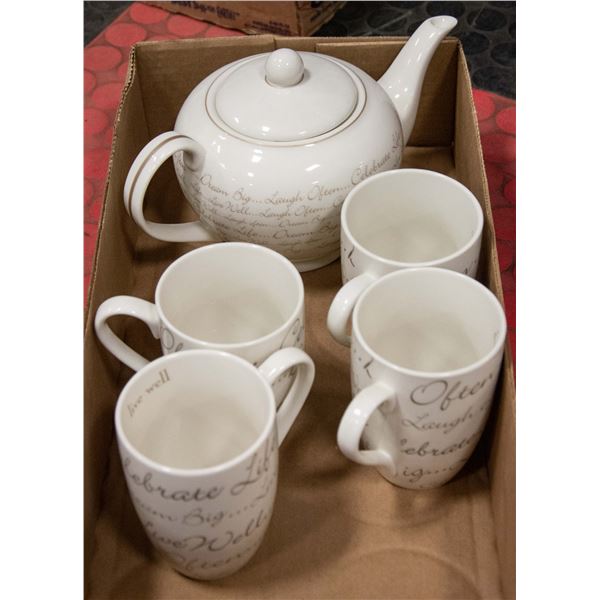 BOWRING TEAPOT WITH 4 MUGS SET