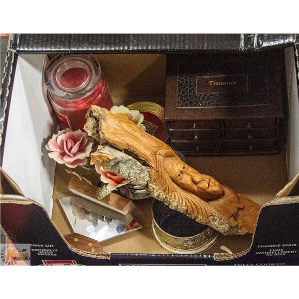 LOT OF MISCELLANEOUS HOUSEHOLD ITEMS