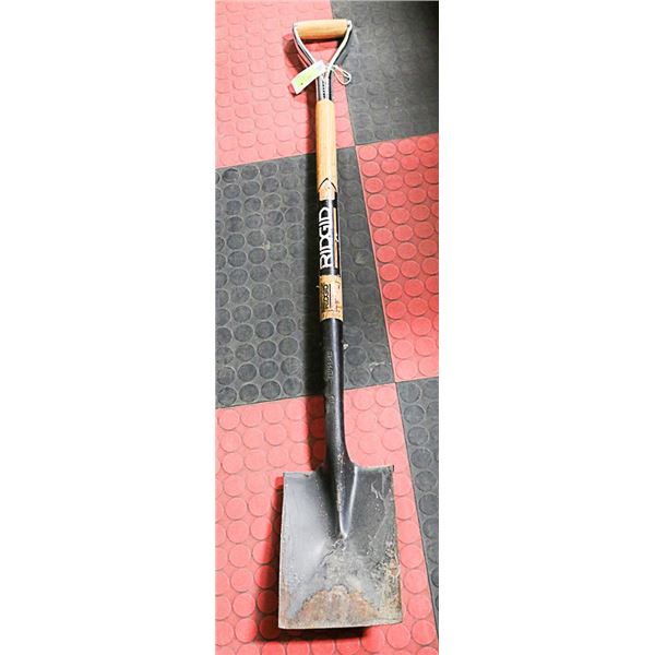 RIGID ROOF RACK-SHOVEL