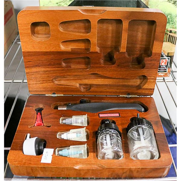 AZTEK AIRBRUSH SET #A4308 IN MAHOGANY CASE