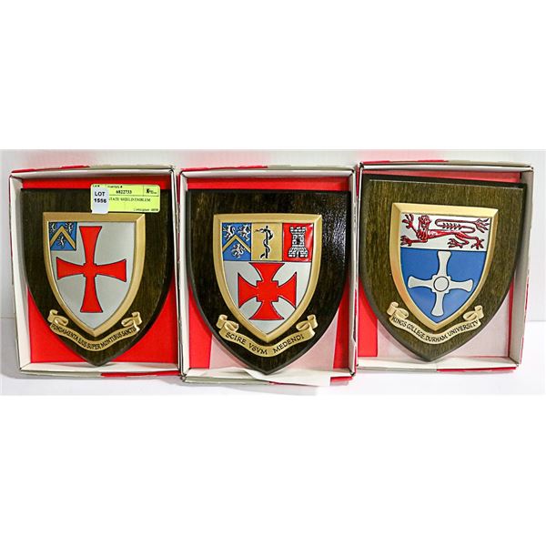 THREE ESTATE SHIELD EMBLEM DECOR