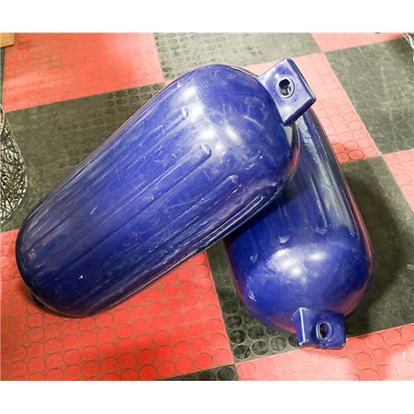 POLYFORM LARGE BOAT BOUYS PAIR