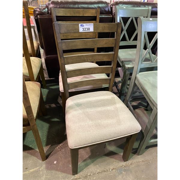 2 CHAIRS