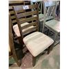 Image 2 : 2 CHAIRS