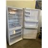 Image 2 : SAMSUNG TOP BOTTOM FRIDGE MODEL RB1855SW VISIBLE DAMAGE