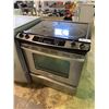 Image 1 : WHIRLPOOL INDUCTION STOVE WITH CONVENTIONAL OVEN