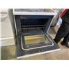 Image 3 : FRIGIDAIRE GALLERY INDUCTION STOVE WITH CONVECTION OVEN