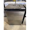 Image 1 : INSIGNIA BEVERAGE DISPENSER MAY NEED REPAIRS AND OR MISSING PIECES