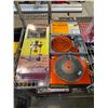 Image 2 : FREUD SUPER DADO BLADES, 2 NEW IN PACKAGING BESSEY 3/4" H SERIES PIPE CLAMPS, ASSORTED DRILL BITS,