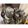 Image 3 : CRAFTSMAN 2HP TWIN CYLINDER AIR COMPRESSOR 17 GALLON
