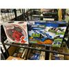 Image 1 : SQUEAKEE THE BALLOON DOG & POWER TREADS ALL SURFACE VEHICLE