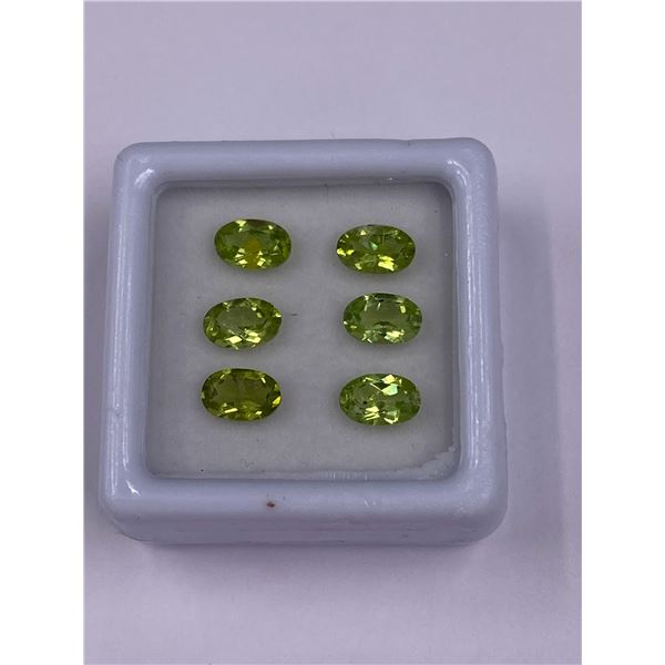 VIVID GREEN PERIDOT 2.90CT, 6 X 4MM, OVAL CUT, CLARITY VVS, BRAZIL