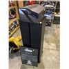 Image 1 : 3 POLK AUDIO SPEAKERS