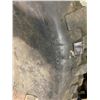 Image 2 : 3 TIRES 33 X 12.50 R 15