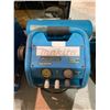 Image 3 : 2 MAKITA MAC2400 2.5HP 2GALLON AIR COMPRESSORS