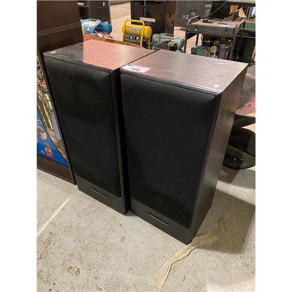 2 CERWIN-VEGAI SPEAKERS