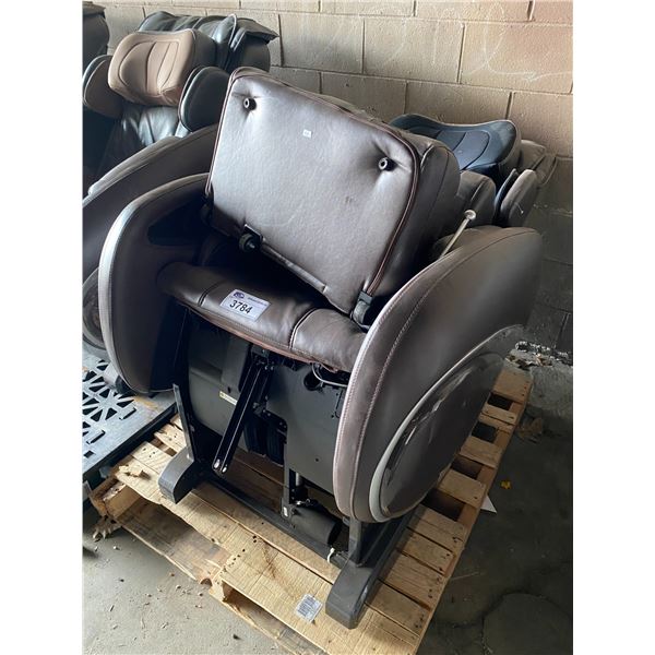 MASSAGE CHAIR IN NEED OF REPAIRS