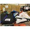 Image 2 : ASSORTED WET SUITS & LIFEJACKET