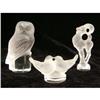 Image 1 : A GROUP OF THREE FROSTED GLASS ANIMAL FIGURES