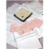 Image 1 : AN ASSORTED GROUP OF TABLE LINENS