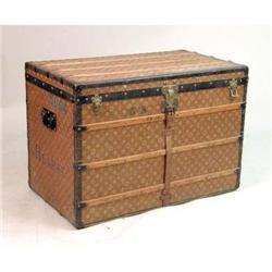 A LARGE VINTAGE 1920`S-ERA LOUIS VUITTON STEAMER TRUNK