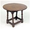 Image 1 : A COLONIAL STYLE CIRCULAR TAVERN TABLE