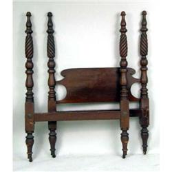 A HEAD- AND FOOTBOARD FROM A SINGLE-SIZE TESTER BED