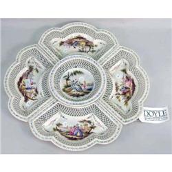 A POLYCHROME-DECORATED HANDPAINTED PORCELAIN FIVE-PIECE SERVING SET