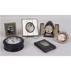 A GROUP OF OBJETS DE VERTU