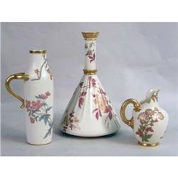 THREE PIECES OF FLORAL DECORATED ROYAL WORCESTER