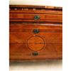 Image 3 : A NEOCLASSICAL MARQUETRY-INLAID CHEST OF DRAWERS