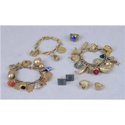A GROUP OF LADY`S AND GENTLEMAN`S JEWELRY