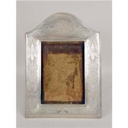 A TIFFANY & CO. STERLING SILVER PICTURE FRAME