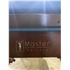Image 2 : FOLDING MASTER MASSAGE EQUIPMENT CHICAGO MASSAGE TABLE