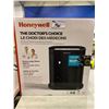 Image 1 : HONEYWELL THE DOCTOR'S CHOICE HEPA AIR PURIFIER