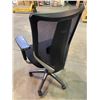Image 2 : ROLLING OFFICE CHAIR