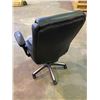 Image 2 : ROLLING OFFICE CHAIR