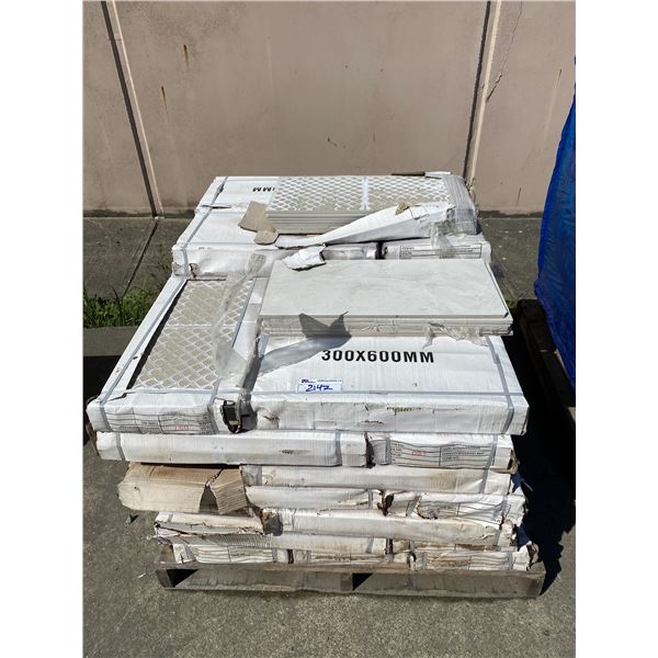 PALLET OF TILE