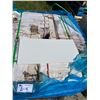 Image 2 : PALLET OF TILE