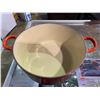 Image 2 : LE CREUSET  NEW WITH BOX CAST IRON ENAMEL 24CM/9.5" 4.5QT POT (ROUND CASSEROLE) MADE IN FRANCE