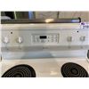 Image 2 : FRIGIDAIRE COIL TOP STOVE CONVENTIONAL SELF-CLEANING OVEN