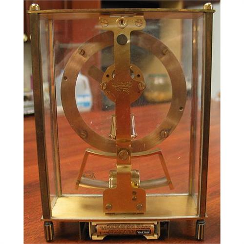 Kundo electric clock