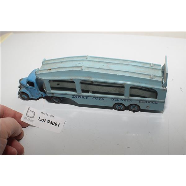 DINKY TOY  TRUCK & TRAILER