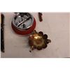 Image 3 : Vintage Collectibles Spring Ashtray