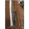 Image 2 : Mirrors and Counter Top