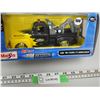 Image 2 : Maisto 1/25 Scale 1948 Ford Wrecker (NIB)