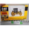 Image 2 : Cat CB 534D XW Vibratory Asphalt Compactor 1/50 Scale