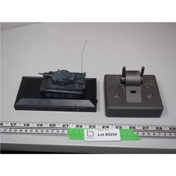 Tiger Tank? With Remote (not tested)