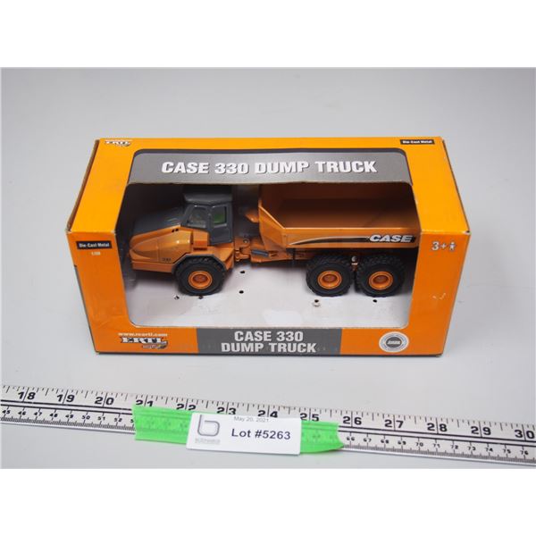 Ertl Case 330 Dump Truck 1/50 (NIB)