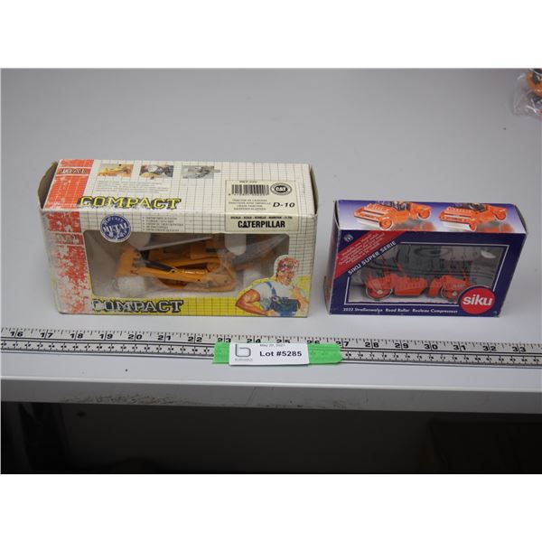 Joal Cat D10N 1/70 In Box Plus Siku Road Roller (NIB)